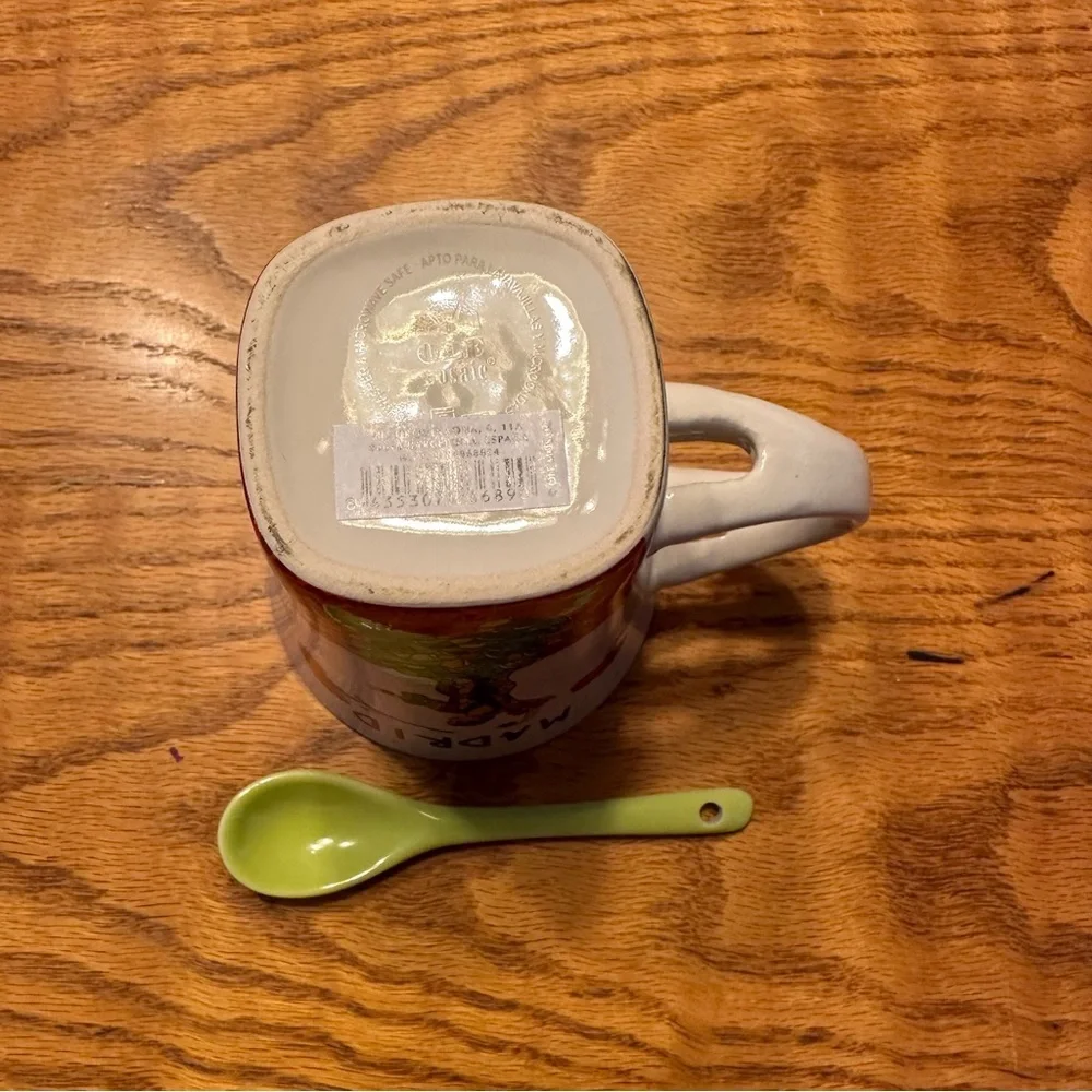 Souvenir Coffee Mug With Spoon . New